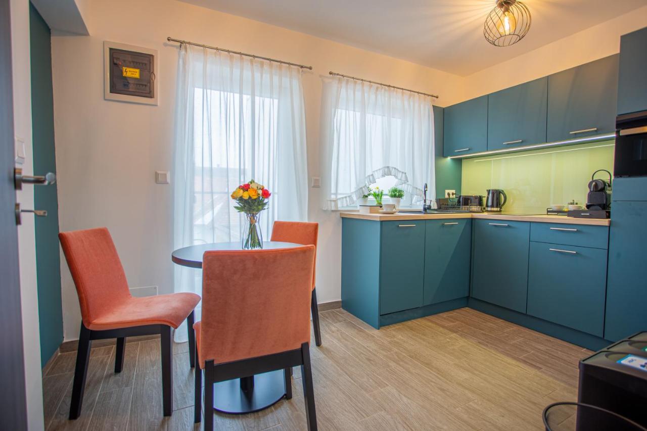 Viktoria Apartman Gyula Luaran gambar