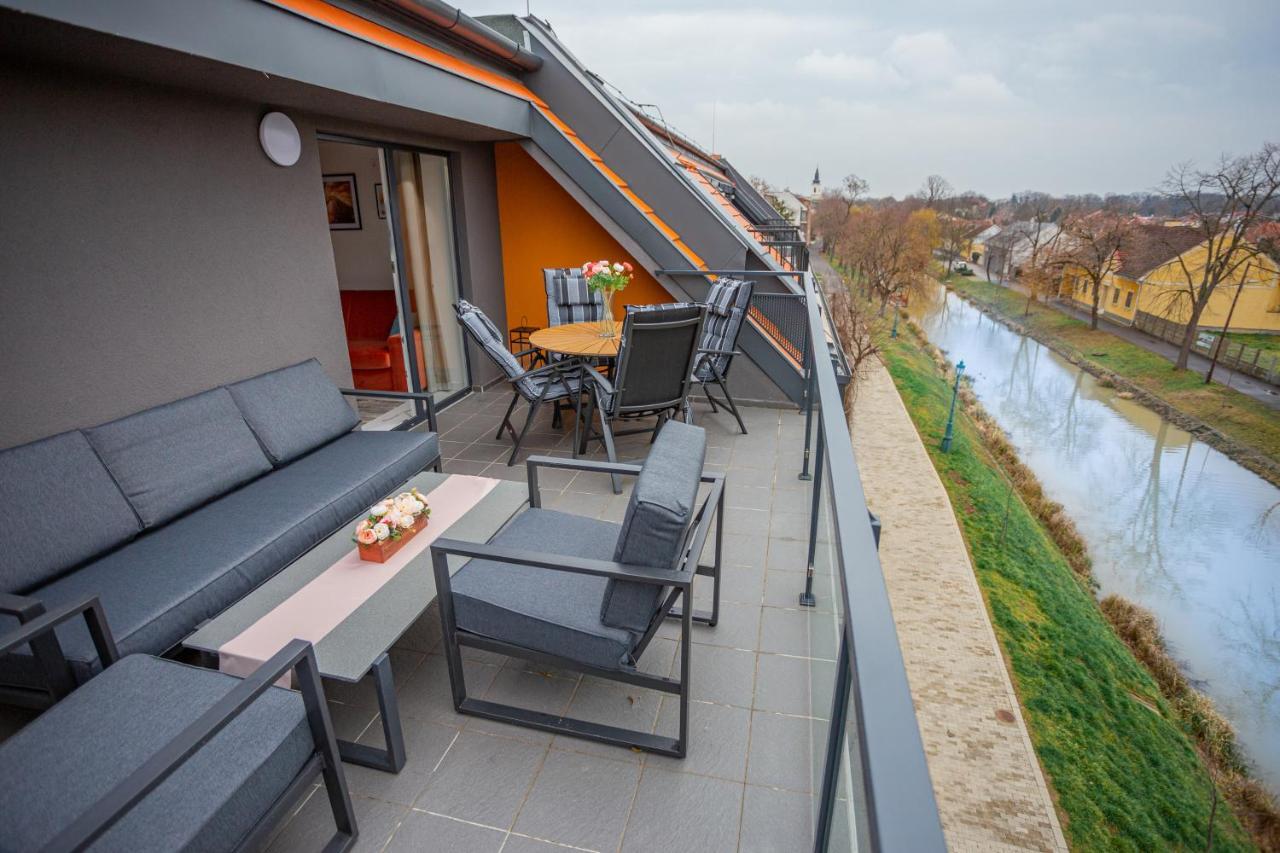 Viktoria Apartman Gyula Luaran gambar
